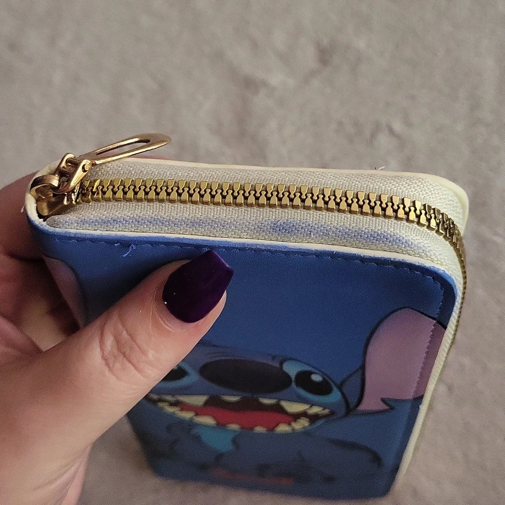 Stitch Wallet 💙
